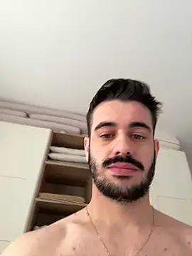 Snapshot of Carl242000 chatting on 12/17/25, 09:48 Carl242000 online show from 12/17/25, 09:48