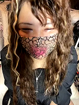 Snapshot of xoxLILxMELOxox chatting on 10/12/25, 03:44 xoxLILxMELOxox online show from 10/12/25, 03:44