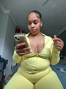 Regina69slut online show from 05/06/26, 03:39
