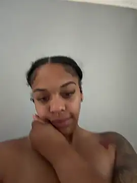 Regina69slut online show from 06/29/26, 07:58