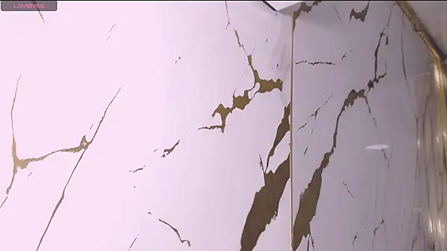 Snapshot of eimy_skinny_ chatting on 02/01/26, 12:26 eimy skinny online show from 02/01/26, 12:26