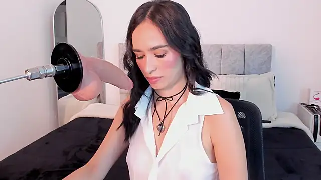 Snapshot of Taylormaxwell chatting on 10/06/25, 10:07 Taylormaxwell online show from 10/06/25, 10:07