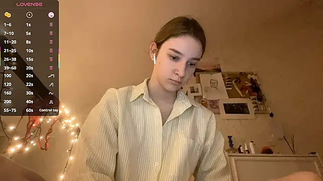 DanaCore online show from 10/24/25, 04:25