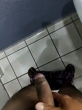 Leofj007 online show from 10/31/25, 06:58