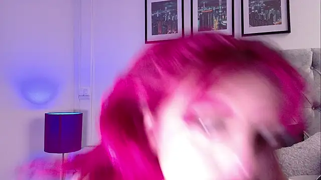 Maddy Mills online show from 06/16/26, 07:16