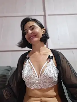 Luana sexy42 online show from 06/07/26, 02:05