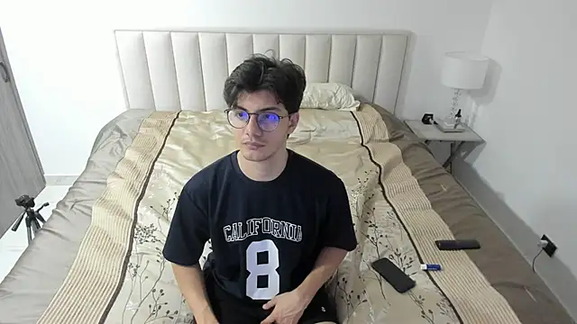 Snapshot of kyron__jobs chatting on 03/25/26, 05:57 kyron jobs online show from 03/25/26, 05:57