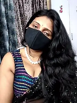 Hotty Sonali online show from 04/11/26, 04:17