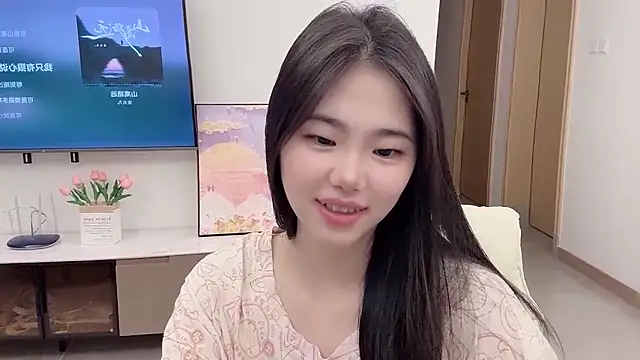 suki-1 online show from 10/22/25, 08:58