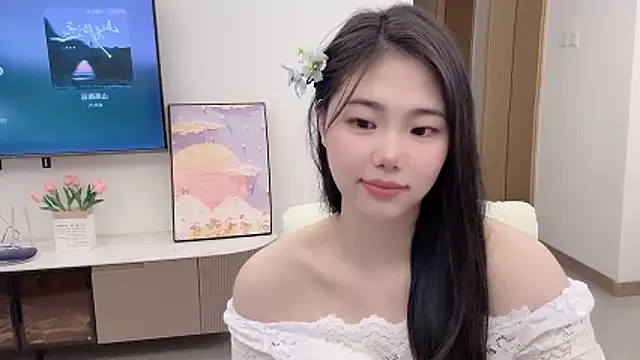 suki-1 online show from 10/24/25, 08:22