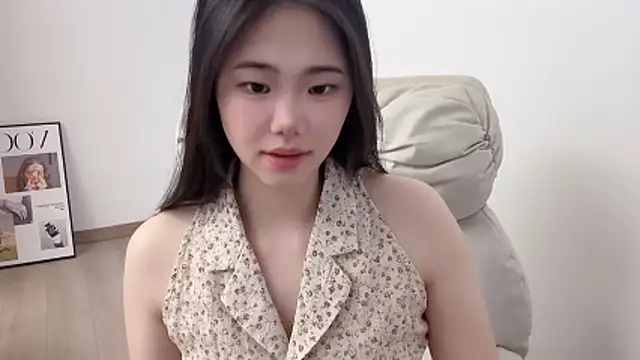 suki-1 online show from 05/13/26, 08:34