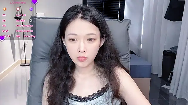 NiNi-baby520 online show from 09/13/25, 06:57