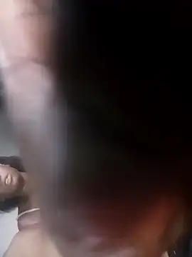 Snapshot of melaninbaebyy chatting on 04/01/26, 07:42 melaninbaebyy online show from 04/01/26, 07:42