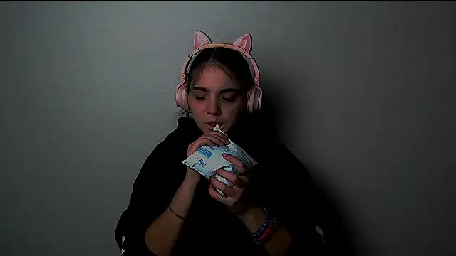 Sun Shine   online show from 10/02/25, 09:00