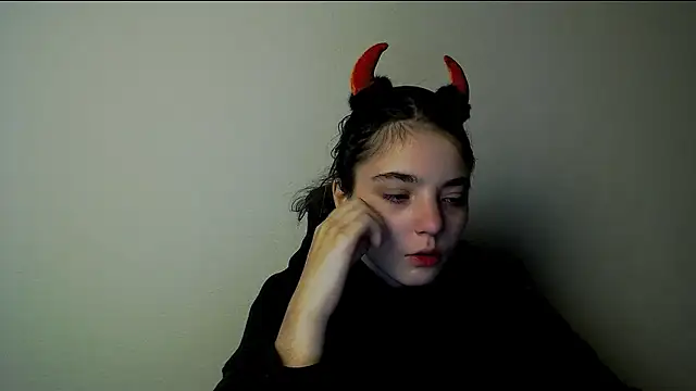 Sun Shine   online show from 10/14/25, 09:26