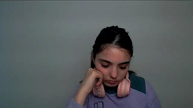 Sun Shine   online show from 10/22/25, 10:59