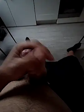 Snapshot of lollipop882 chatting on 09/26/25, 03:38 lollipop882 online show from 09/26/25, 03:38