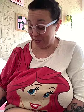 LupeLok online show from 06/11/26, 04:05