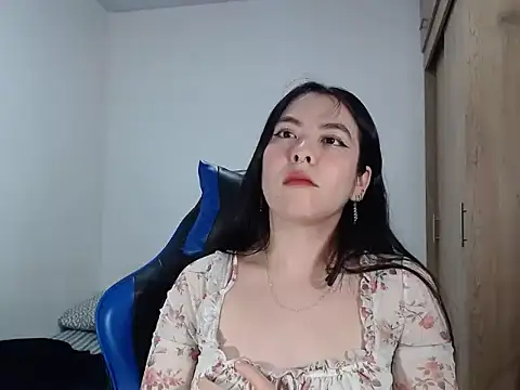 EloiseJun online show from 01/10/26, 04:14