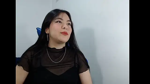 EloiseJun online show from 05/06/26, 06:41