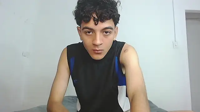 Snapshot of Sam_Cute3 chatting on 09/25/25, 10:02 Sam Cute3 online show from 09/25/25, 10:02