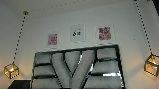 Snapshot of lianfox_ chatting on 04/29/26, 01:04 lianfox online show from 04/29/26, 01:04