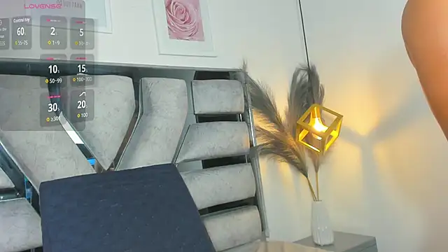 lianfox  online show from 06/11/26, 12:14