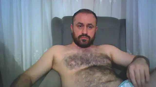 Snapshot of micheal3467 chatting on 03/05/26, 10:39 micheal3467 online show from 03/05/26, 10:39