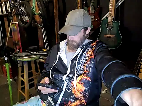 thejuicybacon online show from 10/08/25, 05:16