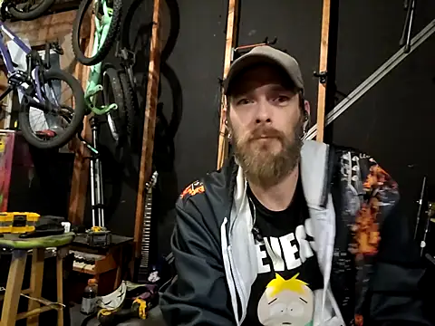 thejuicybacon online show from 10/15/25, 06:02