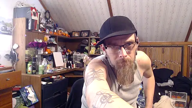 Snapshot of thejuicybacon chatting on 05/10/26, 01:38 thejuicybacon online show from 05/10/26, 01:38