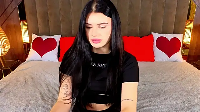 Snapshot of Neyla_Charm chatting on 03/03/26, 09:15 Neyla Charm online show from 03/03/26, 09:15