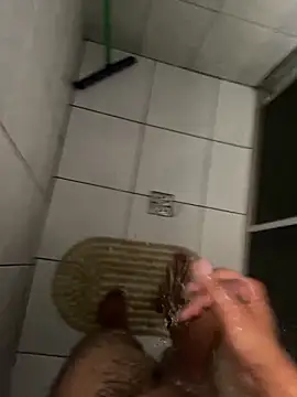 Snapshot of thomasllucas chatting on 03/05/26, 02:57 thomasllucas online show from 03/05/26, 02:57