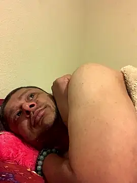 Snapshot of NiftyCaptain3 chatting on 10/07/25, 09:12 NiftyCaptain3 online show from 10/07/25, 09:12