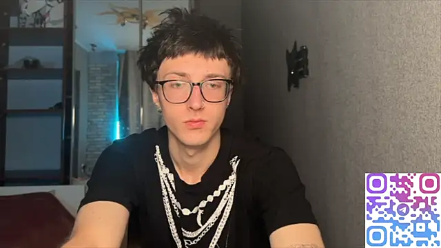 8goat online show from 11/24/25, 04:01