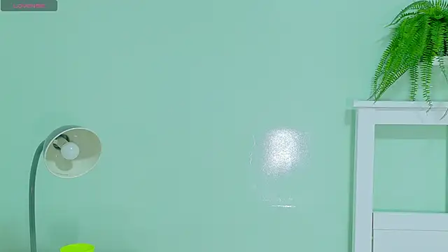 Snapshot of BelaMiller_ chatting on 11/12/25, 11:54 BelaMiller online show from 11/12/25, 11:54