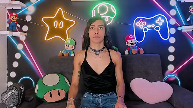 TiffValentinee  online show from 09/08/25, 08:08