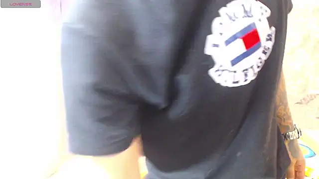 Snapshot of daniquintero03 chatting on 10/03/25, 06:49 daniquintero03 online show from 10/03/25, 06:49