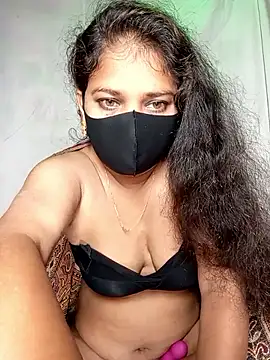 Snapshot of LushVamp chatting on 01/17/26, 02:33 LushVamp online show from 01/17/26, 02:33