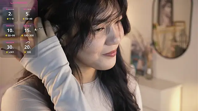 MoiraEger online show from 09/17/25, 04:08