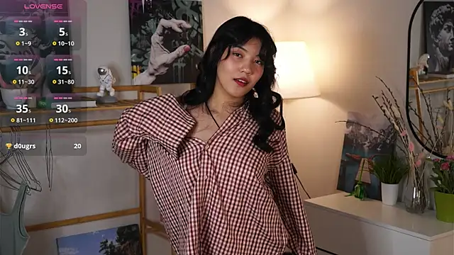 MoiraEger online show from 10/04/25, 05:11