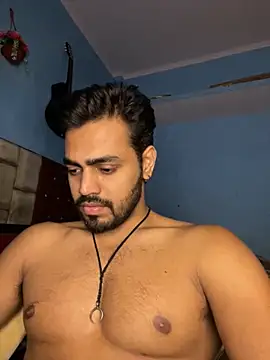 Snapshot of fireboyyyyy chatting on 10/29/25, 11:56 fireboyyyyy online show from 10/29/25, 11:56