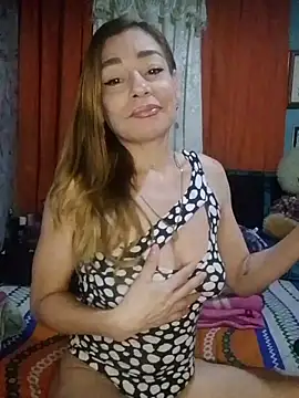 Snapshot of Samantha_esposito chatting on 02/08/26, 10:13 Samantha esposito online show from 02/08/26, 10:13