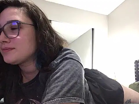 paigeycakes online show from 11/12/25, 02:56