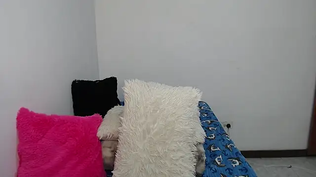 Rimuru17 online show from 03/18/26, 04:37