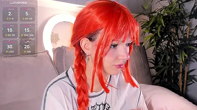 Molly Platt online show from 12/04/25, 09:18