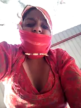 aunty sumy online show from 05/02/26, 01:43