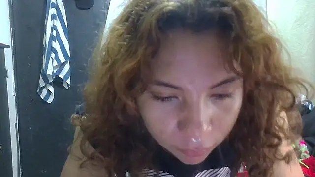 Snapshot of VioletV chatting on 07/01/26, 02:24 VioletV online show from 07/01/26, 02:24