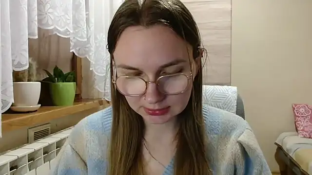 LooveELLYx online show from 07/19/26, 08:34