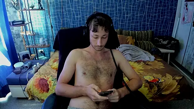 Snapshot of CuteBoy228 chatting on 07/11/26, 08:06 CuteBoy228 online show from 07/11/26, 08:06